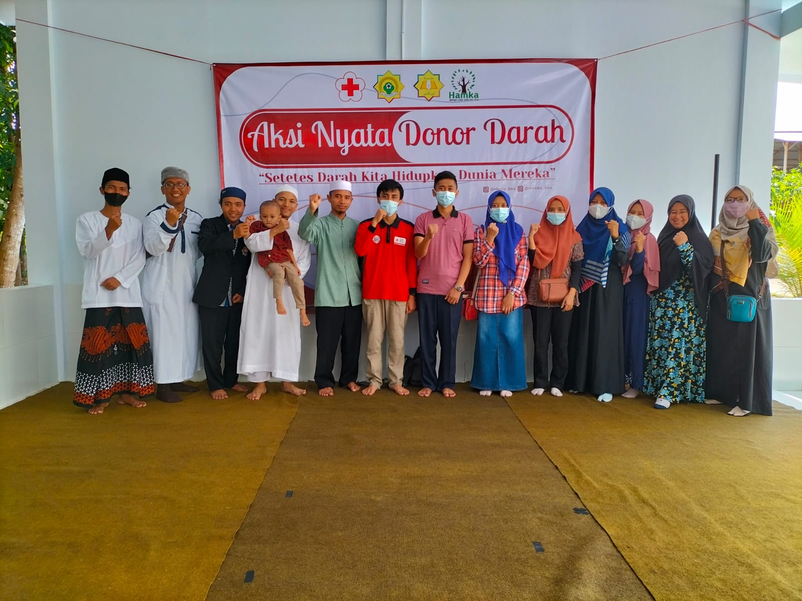 Aksi Nyata Donor Darah Hamka dan Poskestren Bersama PMI