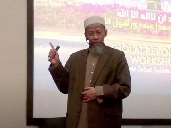 Sholat Revolution, Solusi Problem Kehidupan | Ustadz Abu Haidar