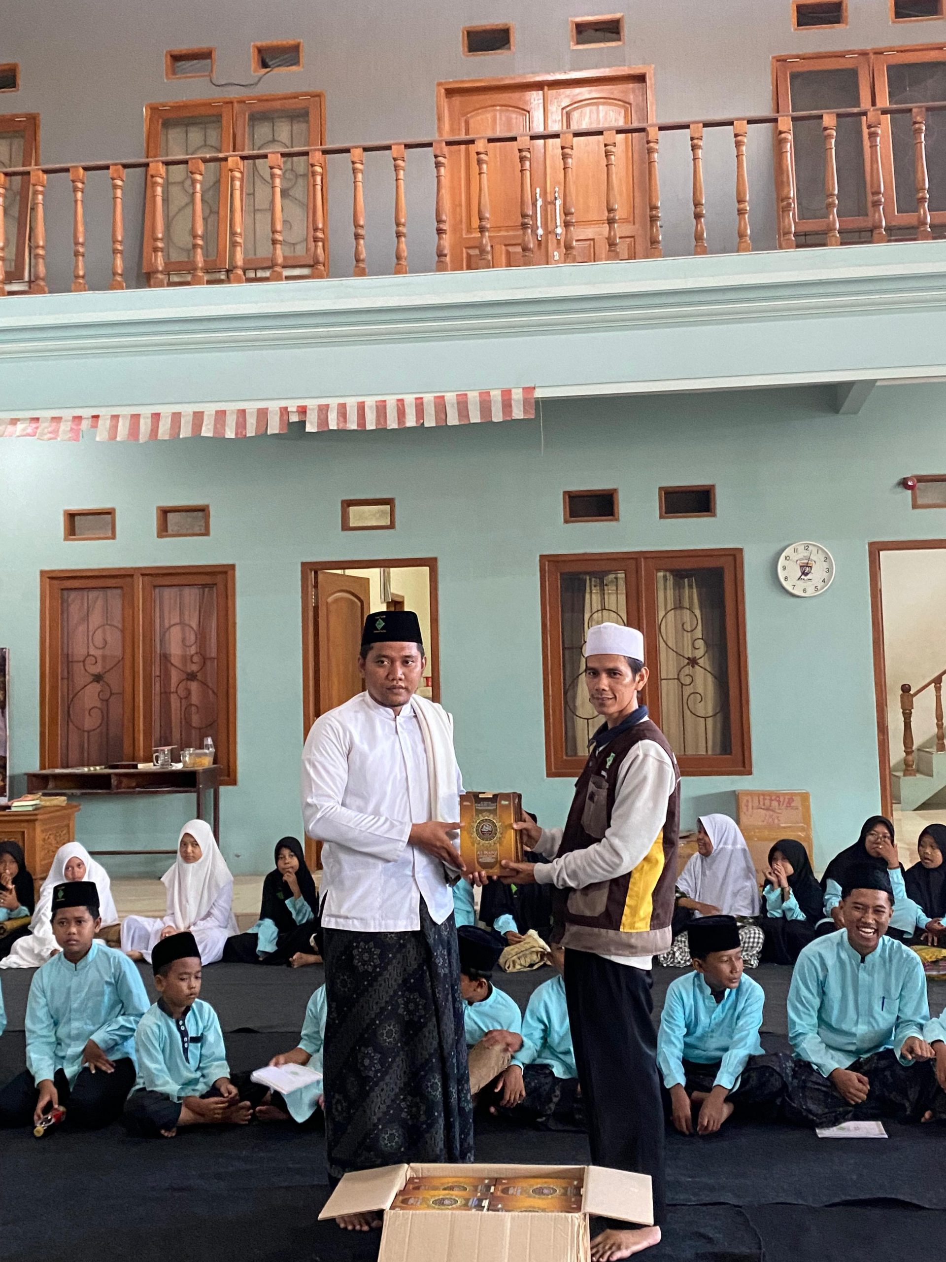 Sebar Al Quran di Pulau Garam Sebar Al Quran di Pulau Garam