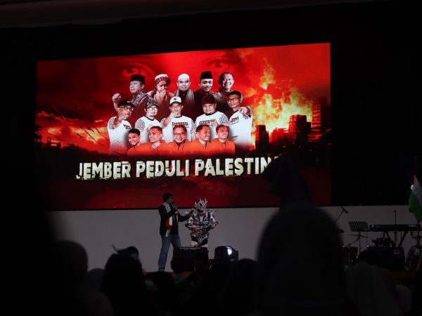 Jember Peduli Palestina: Konser Kemanusiaan dan Parenting Akbar