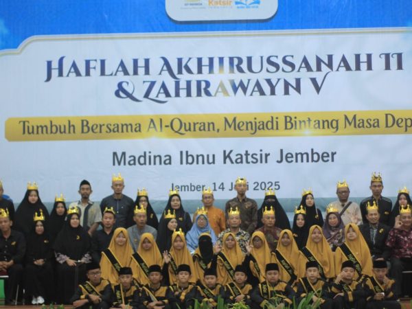 Wisuda Ke-2 Madina Ibnu Katsir: Ketika Anak-anak Membawa Cahaya Al-Qur’an