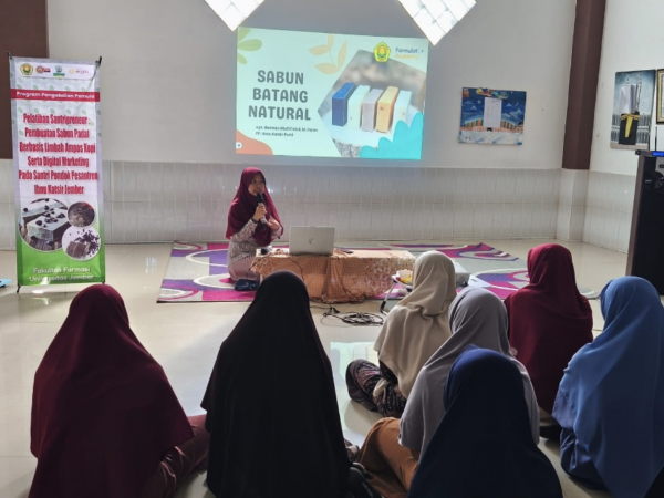 PROGRAM PENGABDIAN PEMULA: PELATIHAN SANTRIPRENEUR,PEMBUATAN SABUN PADAT BERBASIS LIMBAH AMPAS KOPI SERTA DIGITAL MARKETING PADA SANTRI PONDOK PESANTREN IBNU KATSIR