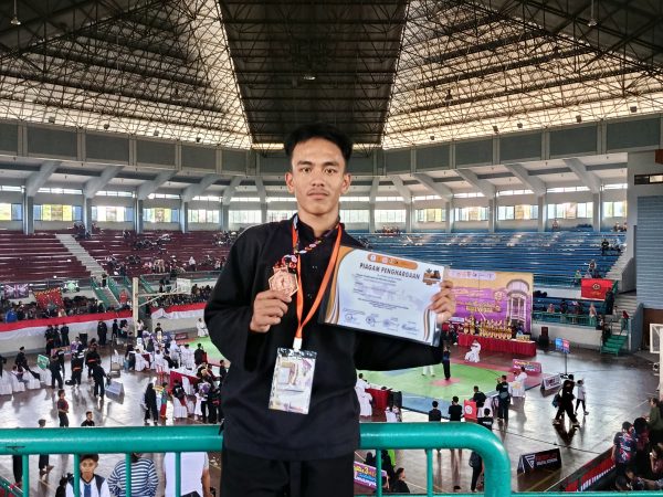 Naufal, Juara Silat Nasional yang Rendah Hati