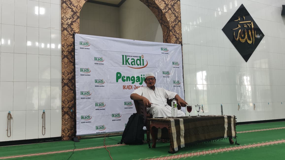 MENGATASI GANGGUGAN JIN & SETAN DENGAN RUQYAH MANDIRI MENGATASI GANGGUGAN JIN & SETAN DENGAN RUQYAH MANDIRI