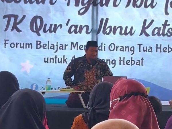 Sekolah Ayah Ibu (SAI) TK-Qur'an Ibnu Katsir: Menguatkan Peran Orang Tua dalam Mendampingi Proses Belajar Anak